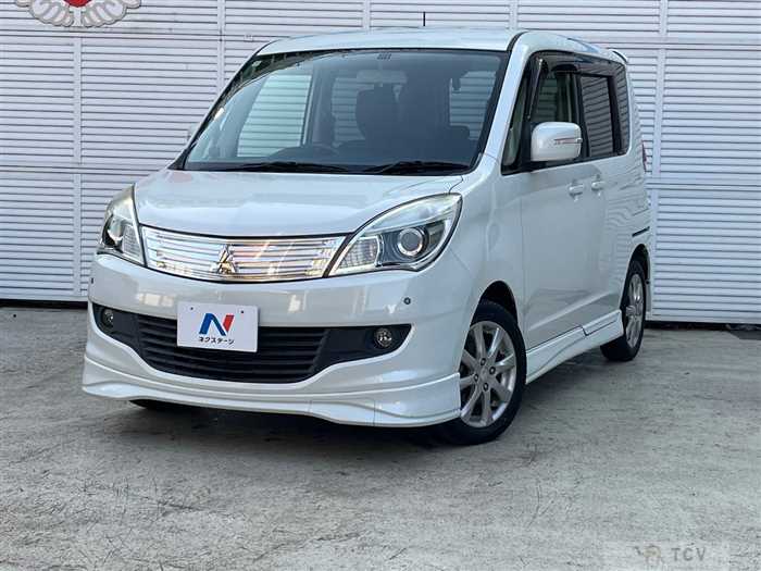 2013 Mitsubishi Delica D2