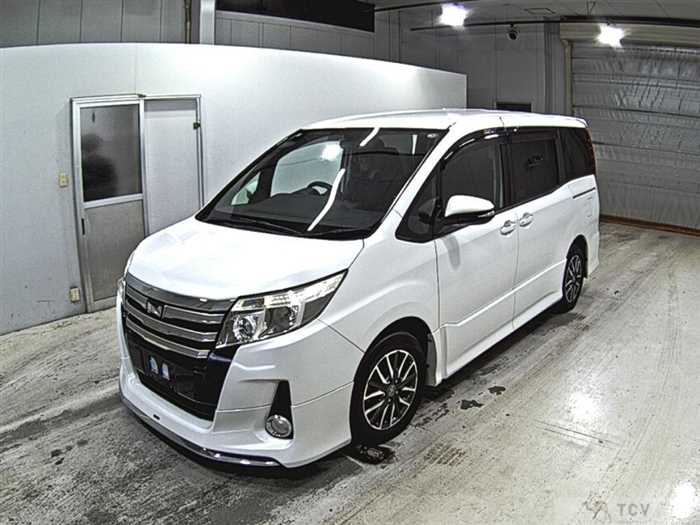 2014 Toyota Noah