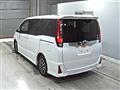 2014 Toyota Noah
