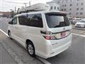 2013 Toyota Vellfire
