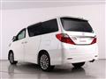 2013 Toyota Alphard G