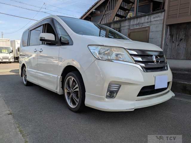 2011 Nissan Serena