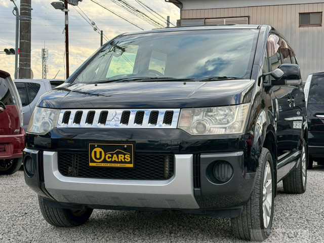 2008 Mitsubishi Delica D5