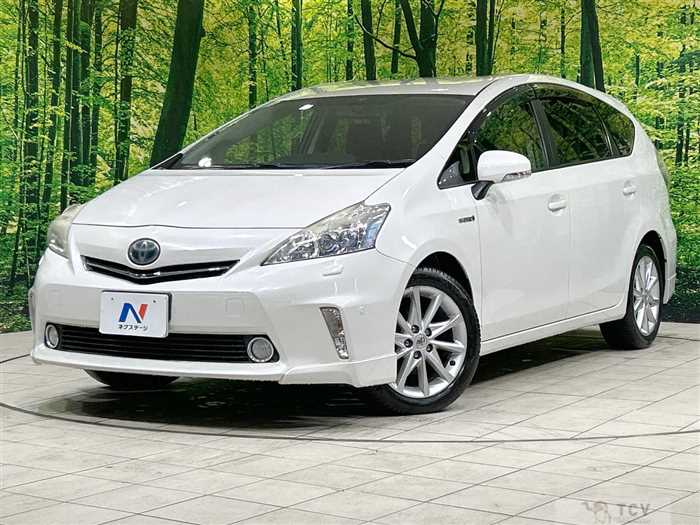 2012 Toyota PRIUS α