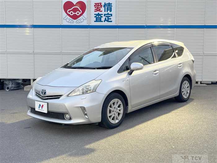 2013 Toyota PRIUS α