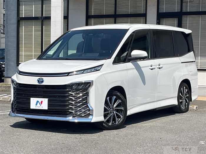 2023 Toyota Voxy