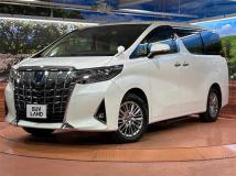 2022 Toyota Alphard Hybrid