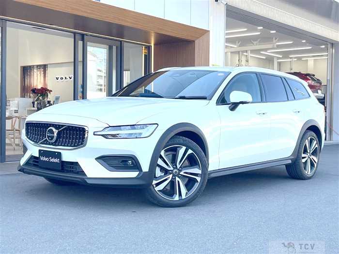2023 Volvo V60