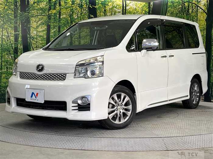 2013 Toyota Voxy