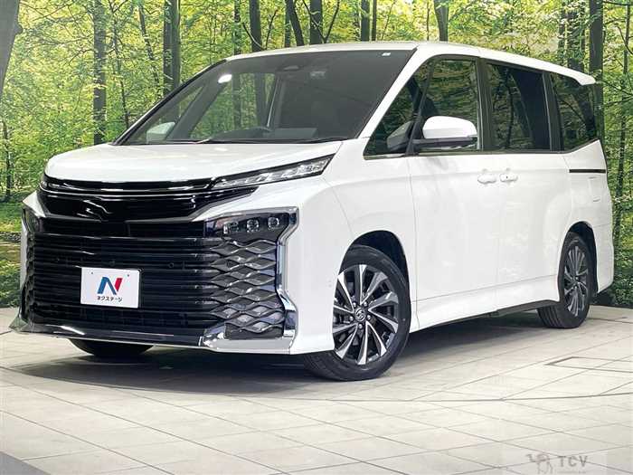 2023 Toyota Voxy