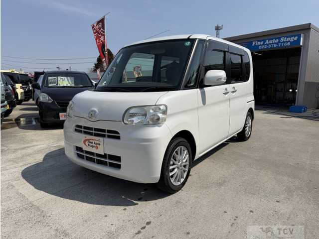 2011 Daihatsu Tanto