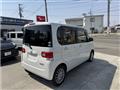 2011 Daihatsu Tanto