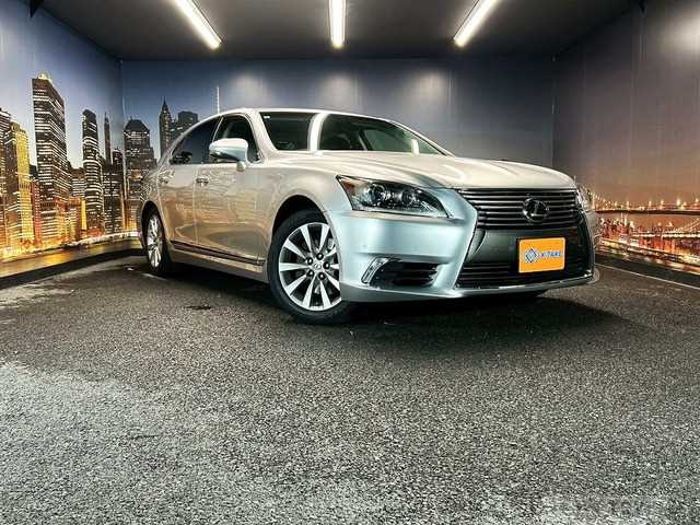 2013 Lexus LS