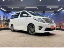 2013 Toyota Alphard G