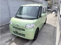 2011 Daihatsu Tanto