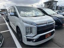 2019 Mitsubishi Delica D5