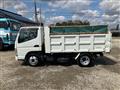2004 Mitsubishi Canter