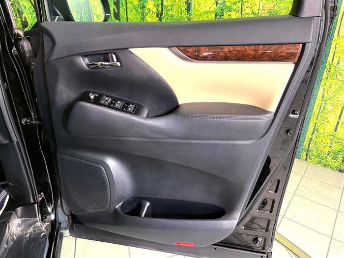 Toyota Vellfire 2020 — миниатюра 8