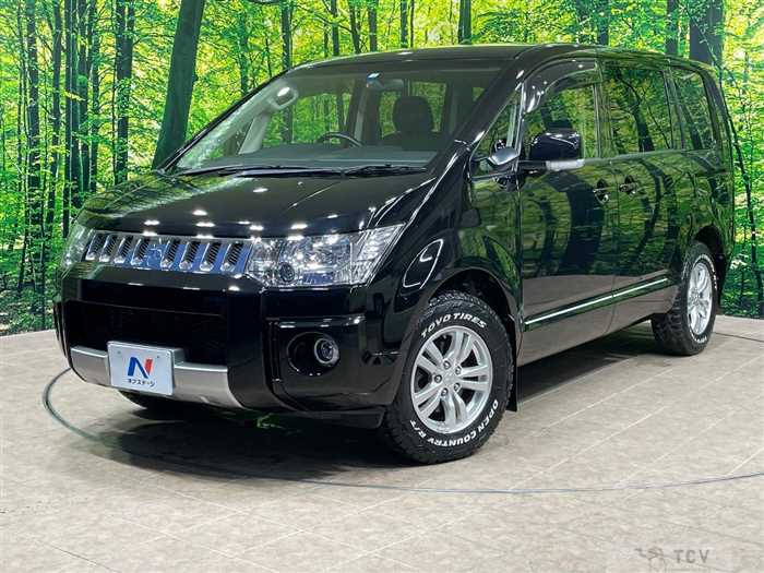 2019 Mitsubishi Delica D5