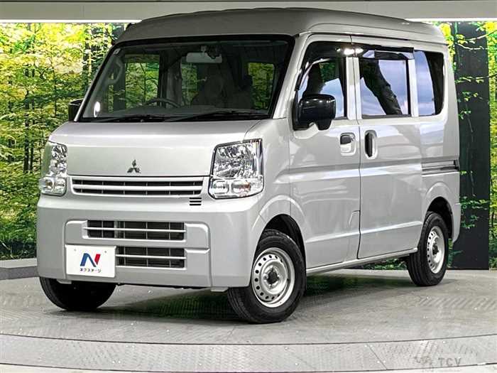 2022 Mitsubishi Minicab Van