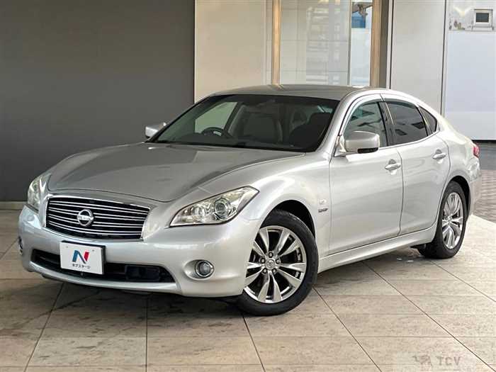 2011 Nissan FUGA HYBRID