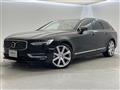 2017 Volvo V90