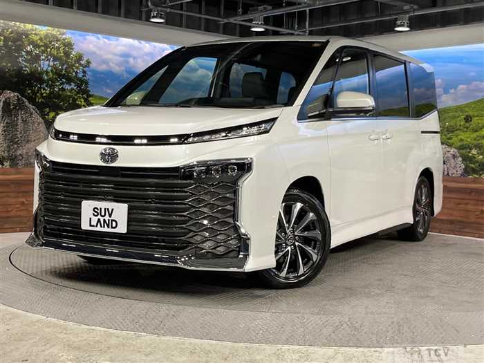 2025 Toyota Voxy