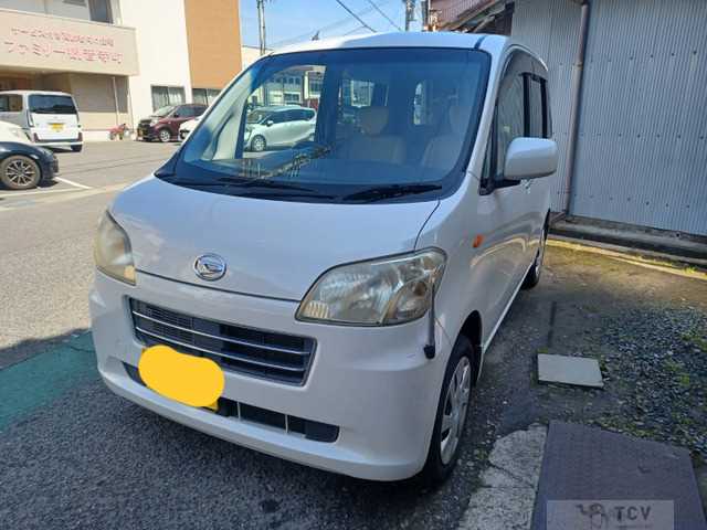 2011 Daihatsu Tant Exe