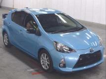 2013 Toyota AQUA