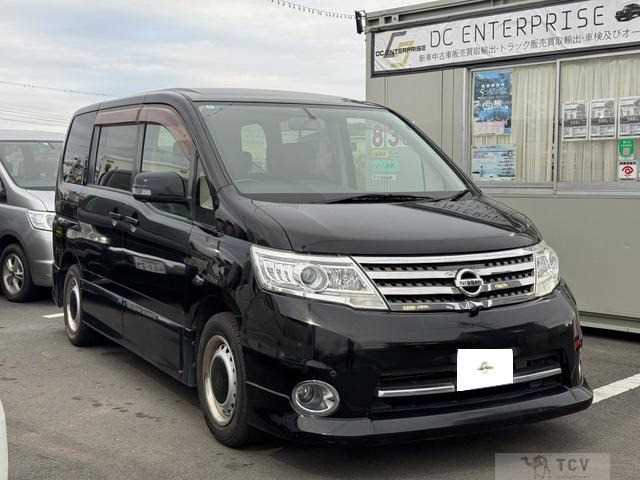 2008 Nissan Serena