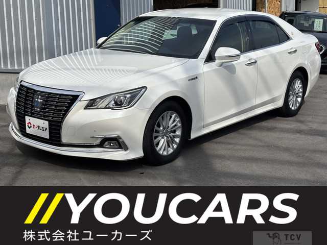 2016 Toyota Crown