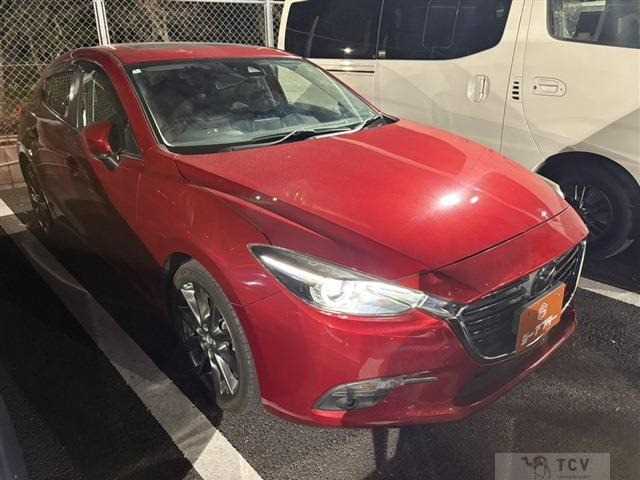 2017 Mazda Axela
