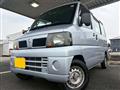 2011 Nissan Clipper Van