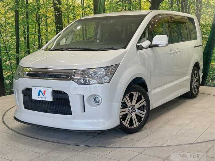 2007 Mitsubishi Delica D5