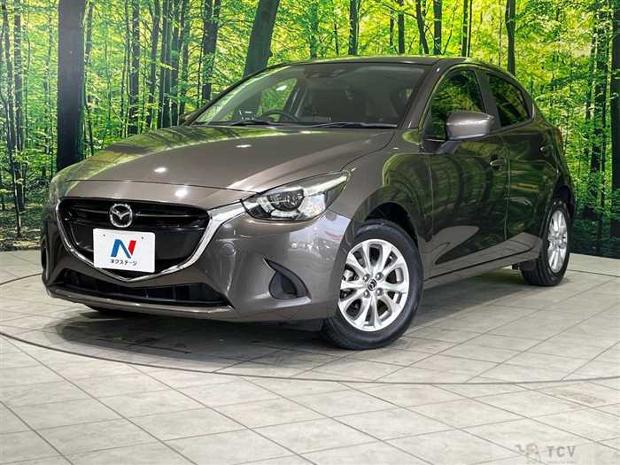 2016 Mazda Demio