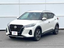 2020 Nissan KIX