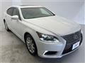 2013 Lexus LS