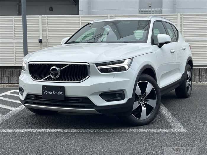 2021 Volvo XC40