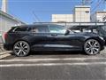 2022 Volvo V60
