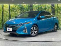 2017 Toyota Prius PHV