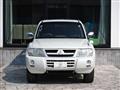 2004 Mitsubishi Pajero