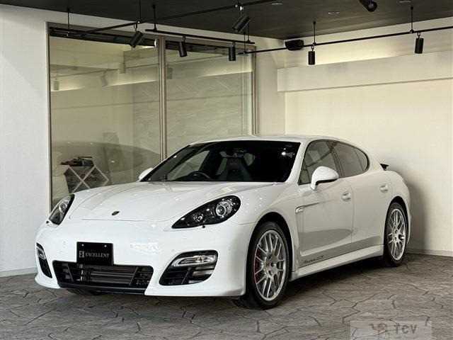 2013 Porsche Porsche Others