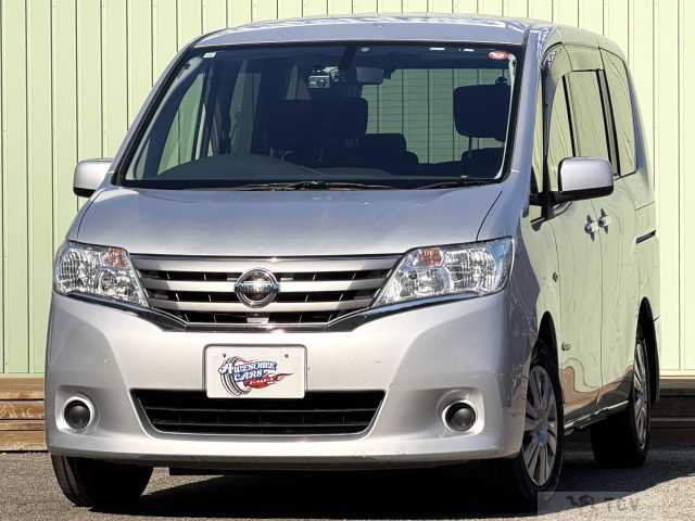 2013 Nissan Serena