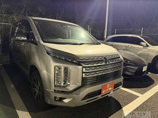 2019 Mitsubishi Delica D5