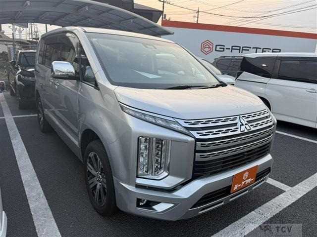 2019 Mitsubishi Delica D5