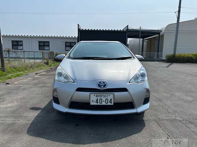 2013 Toyota AQUA