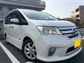 2013 Nissan Serena