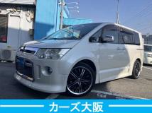 2011 Mitsubishi Delica D5