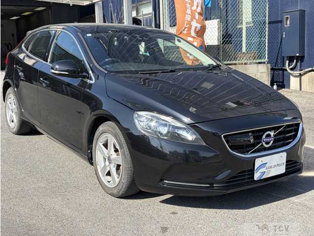 2015 Volvo V40