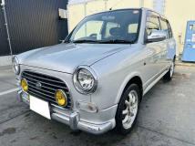 2002 Daihatsu Miragino